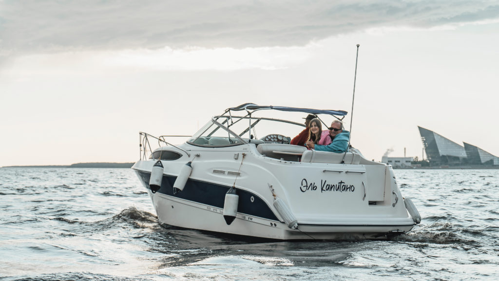 Аренда катера El Capitano Bayliner