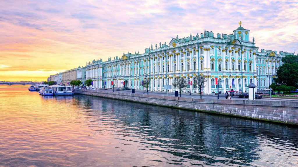 Аренда катера в Санкт-Петербурге