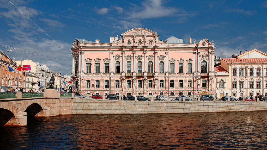 Аренда катера в Санкт-Петербурге