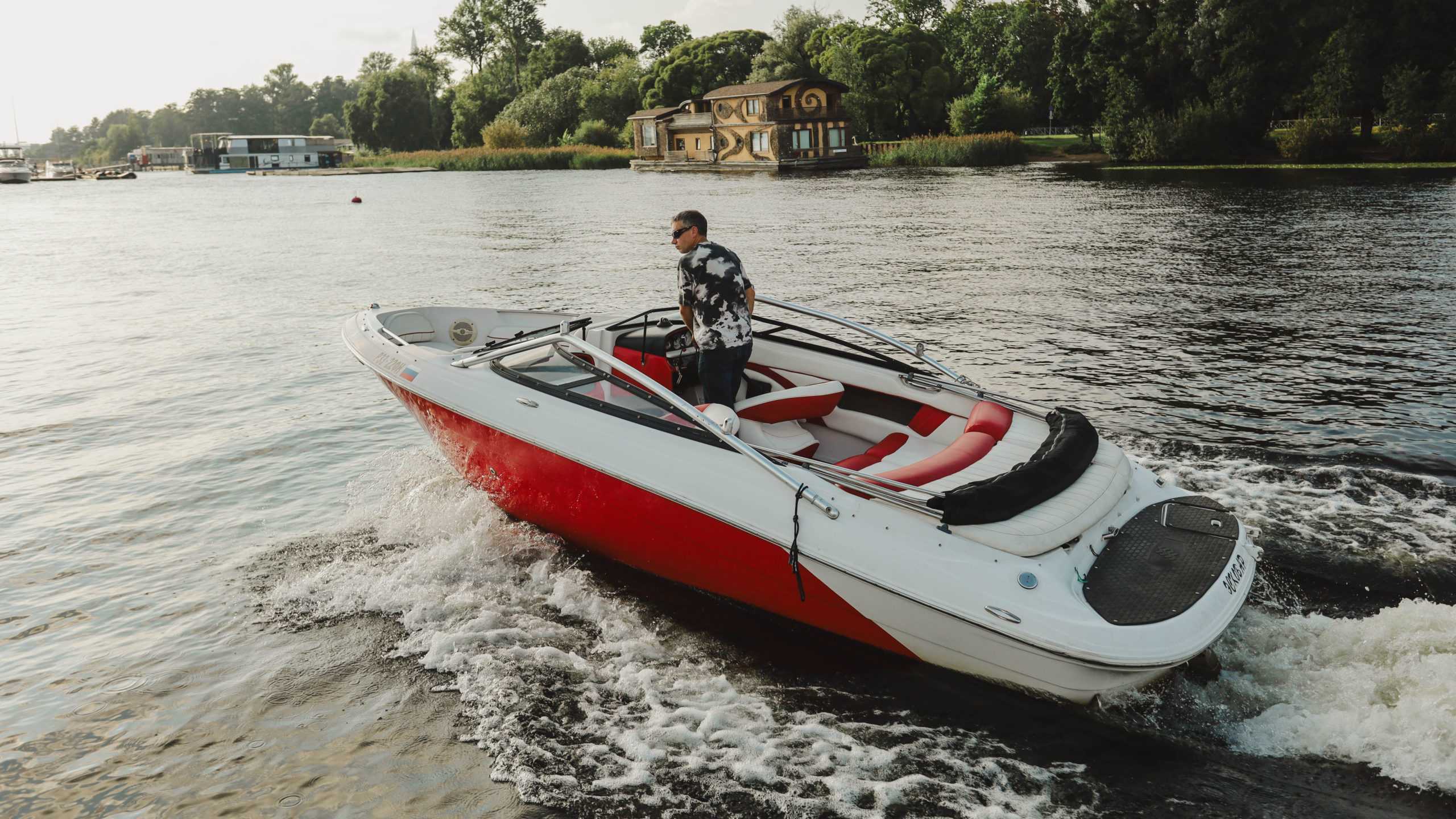 Аренда катера, прокат катера, прокат яхты, аренда яхты, снять катер